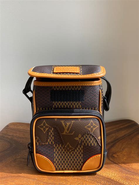 lv n40357|Louis Vuitton x Nigo Amazone Messenger .